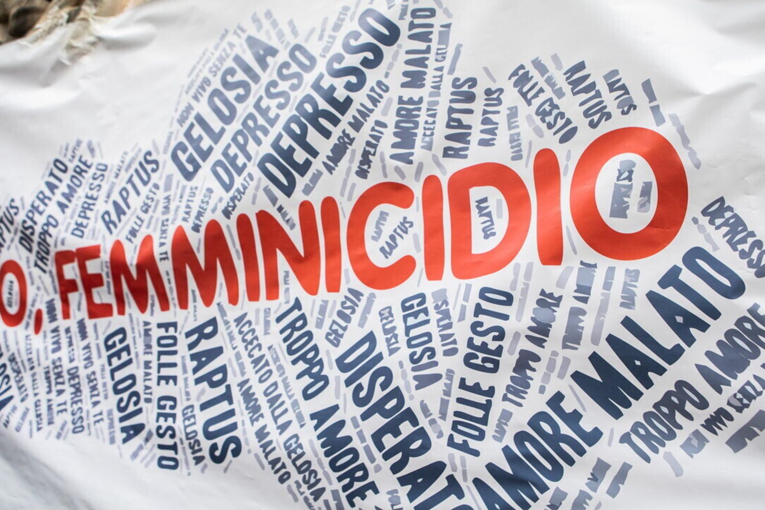 Femminicidio, protesta a Milano