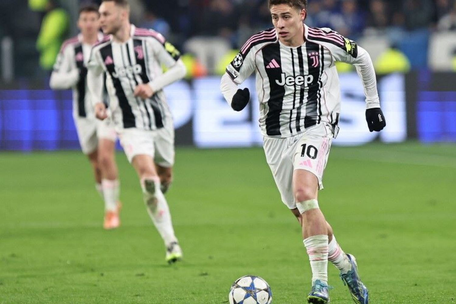 La Juve in campo in Champions League