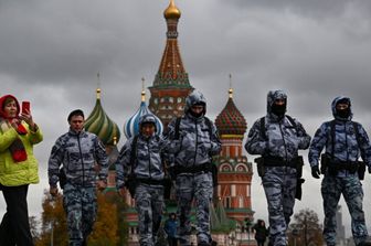 Choc in una scuola elementare di Mosca, bambino di 10 anni ucciso a coltellate da un adolescente