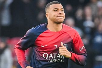 Il Psg dovrà pagare 61 milioni di arretrati a Mbappè