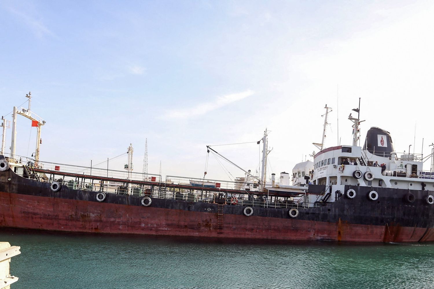 Trump ordina il blocco navale delle petroliere in Venezuela