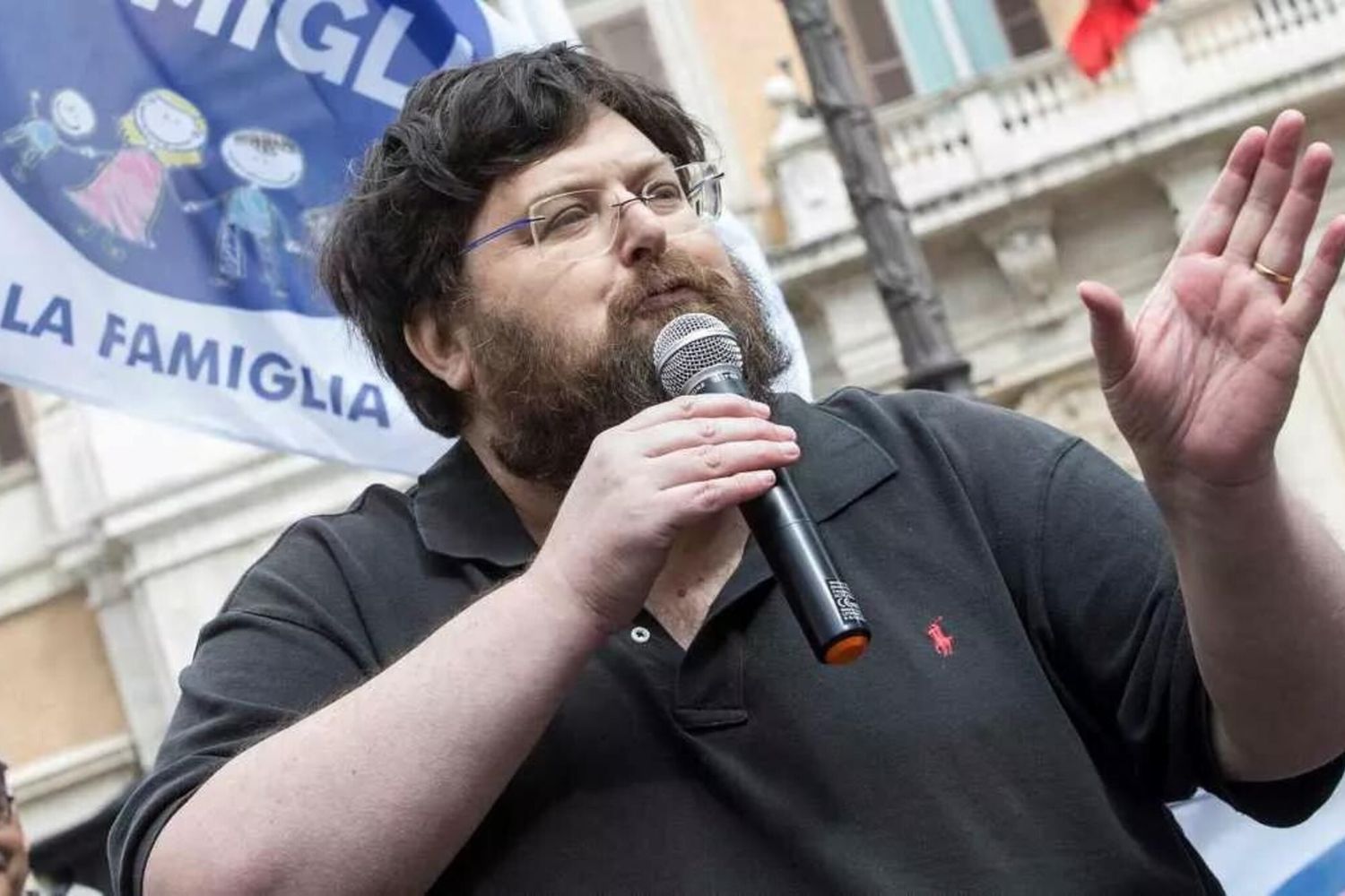 Mario Adinolfi rieletto presidente del Popolo della Famiglia