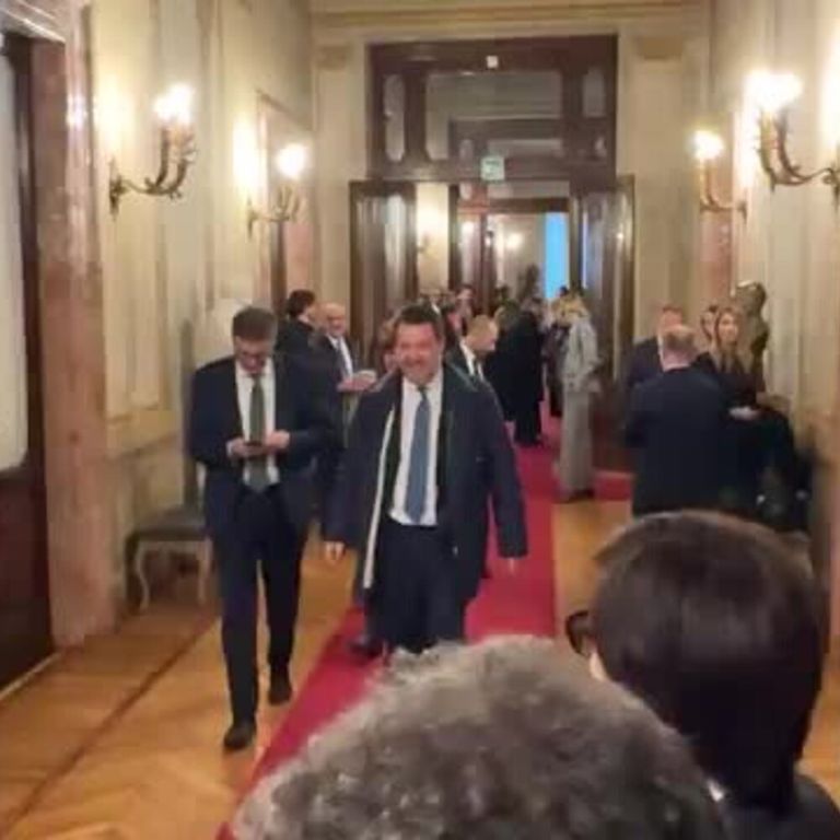 Giorgetti scherza coi cronisti: Salvini? Carbone sotto l'albero, in linea con transizione green