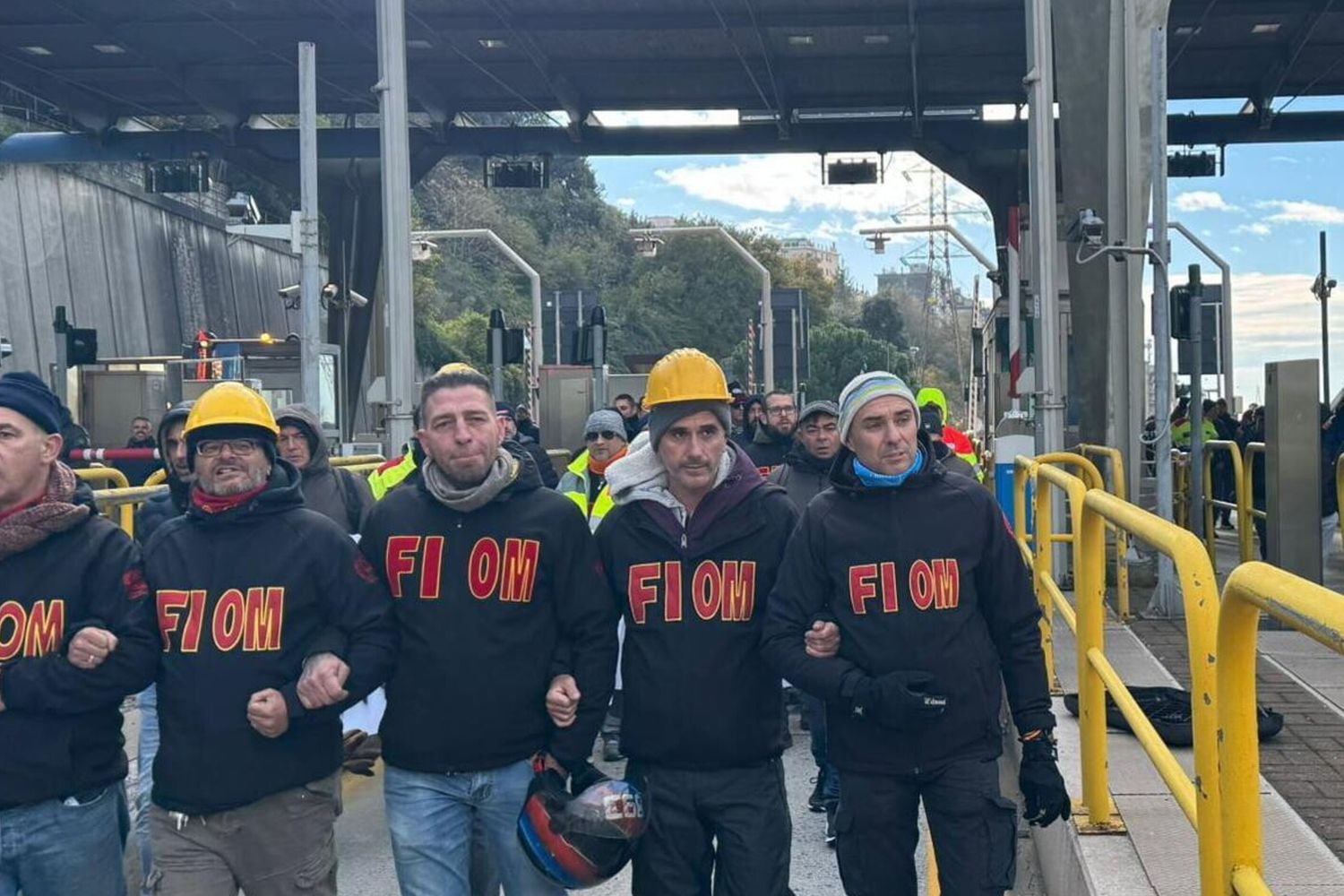 Operai ex Ilva Genova