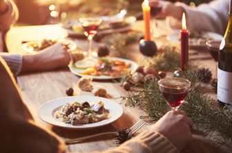 Una tavola imbandita per Natale