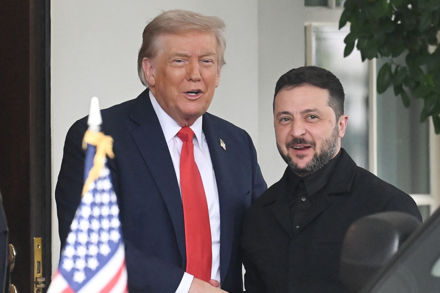 Donald Trump e Volodymyr Zelensky