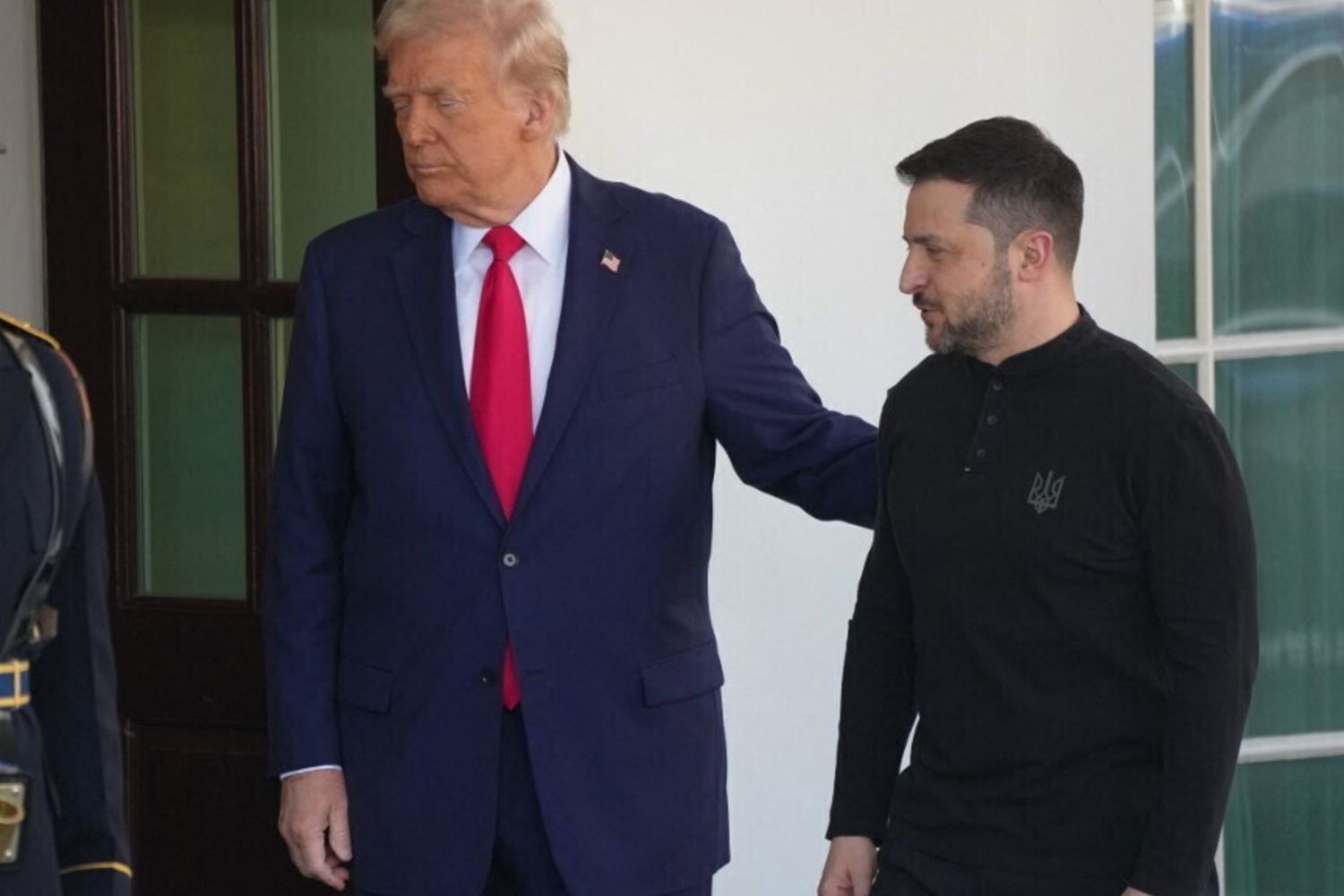 Lo strappo Trump-Zelensky nato fuori dallo Studio Ovale. Ecco che cosa è successo