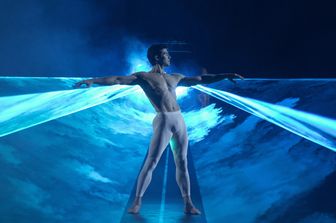 Roberto Bolle sul palco del Teatro alla Scala