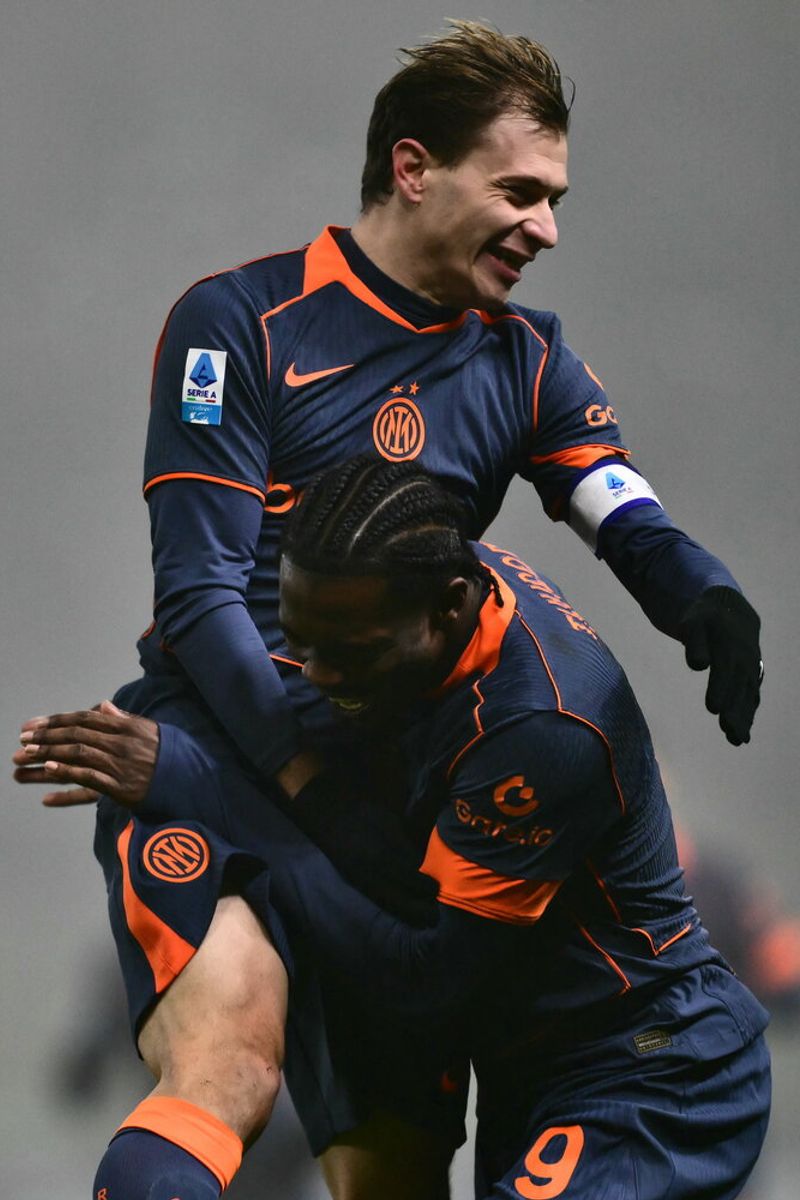 L'inter espugna Parma 2-0 e va a +4 su Milan e Napoli