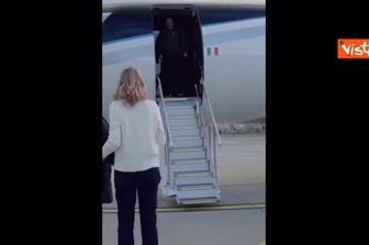 Trentini e Burlò rientrati in Italia. L'abbraccio con le famiglie