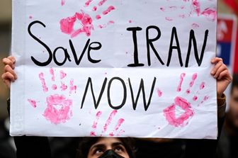 Iran, fact-checking contro l'autoritarismo digitale