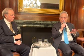 L'ex ambasciatore italiano all’Onu Maurizio Massari col giornalista Mario Platero