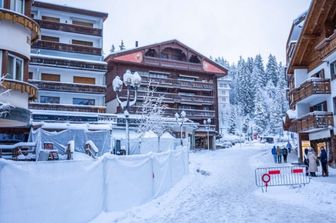 Crans-Montana, il legale di Chiara Costanzo: "Autopsie superficiali ed errori"