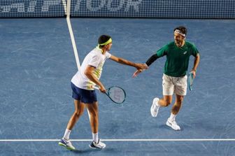 Musetti e Sonego giocano il doppio nell'Open di Hong Kong l'11 gennaio scorso