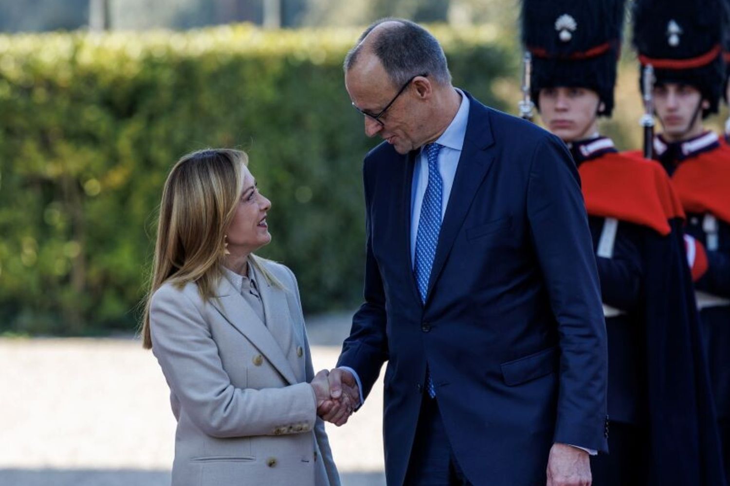 Giorgia Meloni e Friedrich Merz  al vertice Italia-Germania a Roma