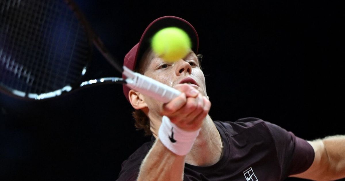 Australian open: Sinner batte anche il caldo e i crampi, sarà derby italian