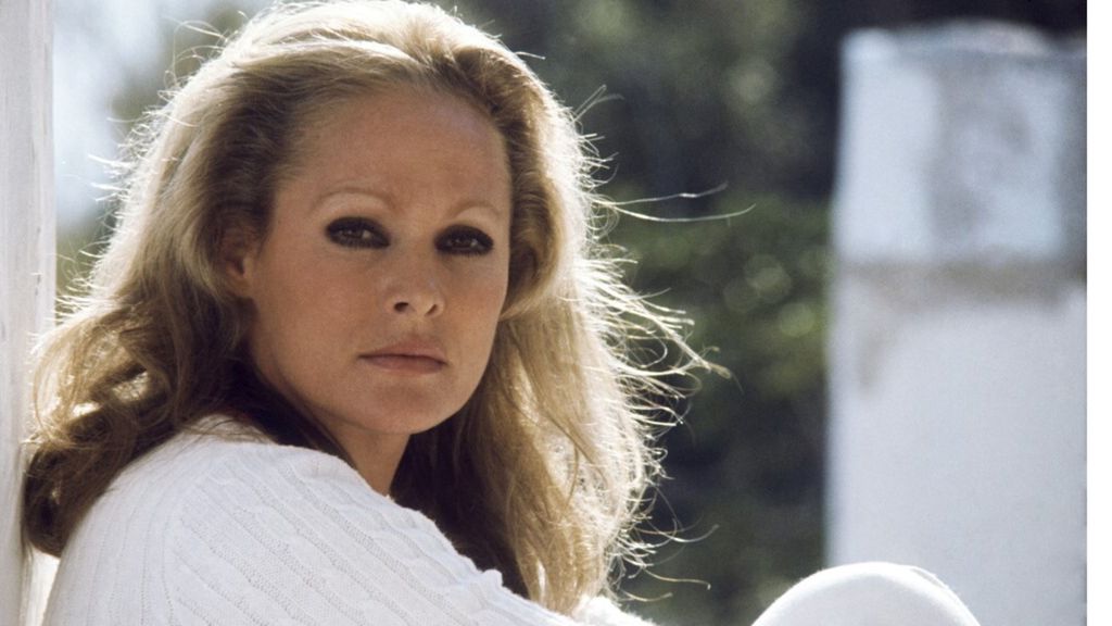 Ursula Andress