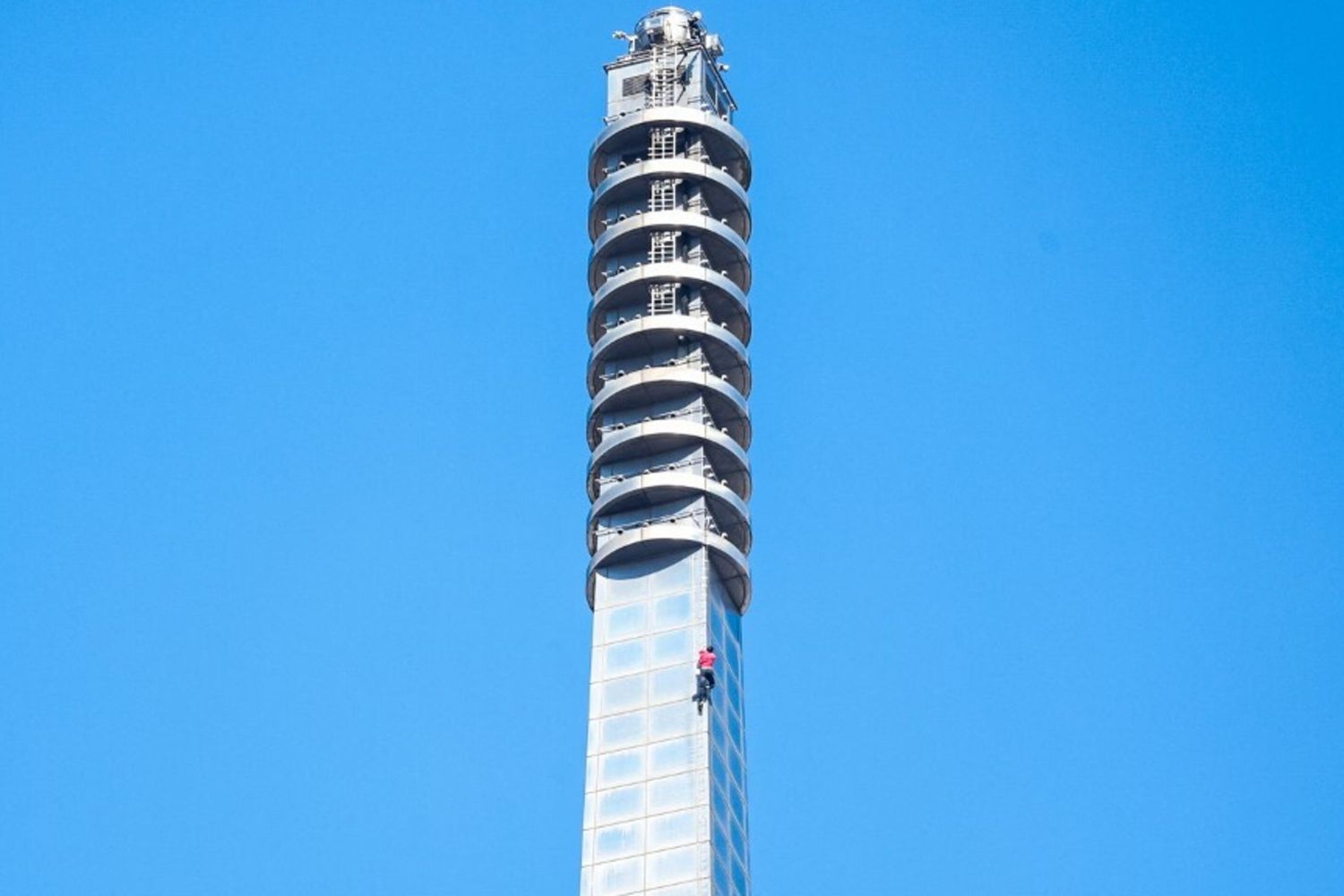 Alex Honnold, un'impresa da sogno sull'edificio più alto di Taiwan