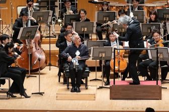 Giovanni Sollima suonerà con un violoncello di ghiaccio