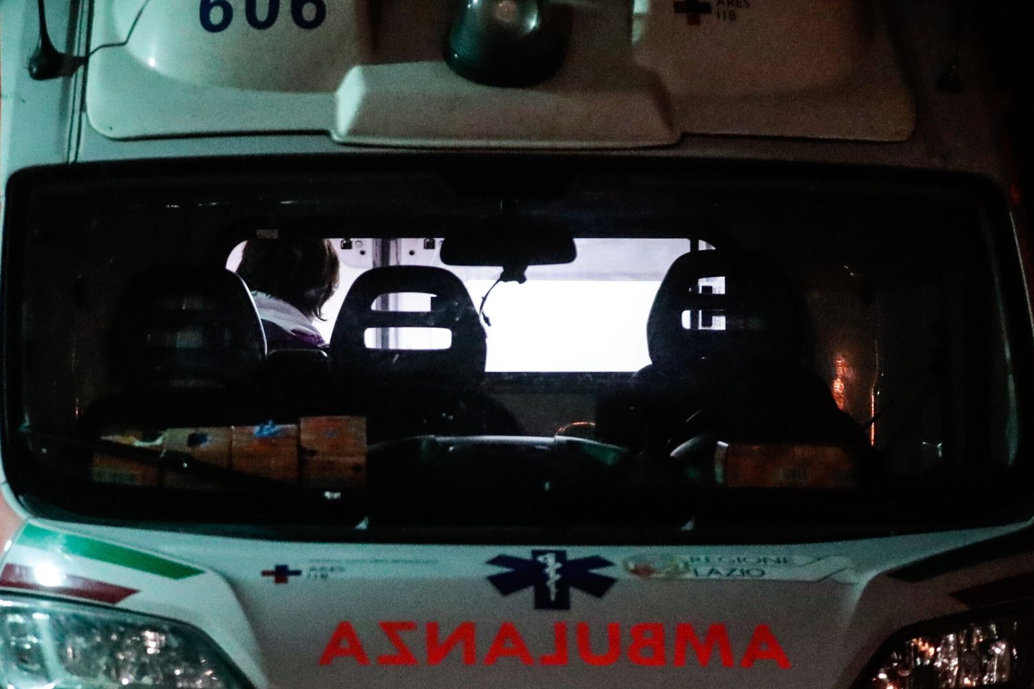 Camion contro automedica: muoiono una paziente e due sanitari