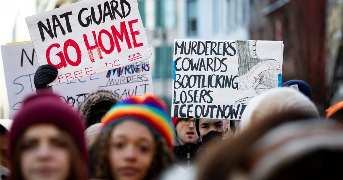 Migliaia a Minneapolis contro Trump, Springsteen canta anti-ICE