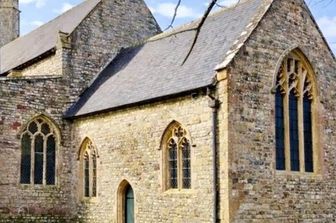 Restauro da brividi: trovano 80 scheletri sotto il pavimento della casa dei sogni