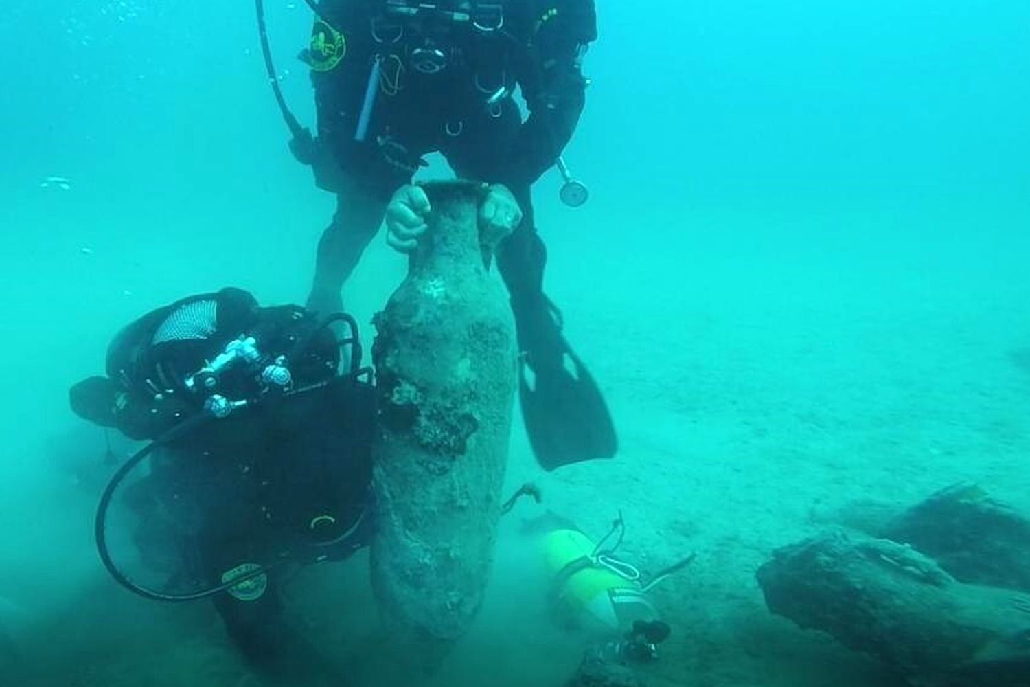Alfore romane trovarte nel relitto della nave oneraria a largo di Gallipoli