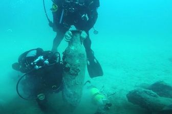 Alfore romane trovarte nel relitto della nave oneraria a largo di Gallipoli