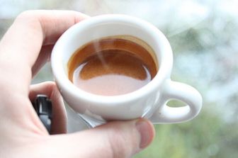 Processo al caffè: i medici lo assolvono ma i dubbi restano