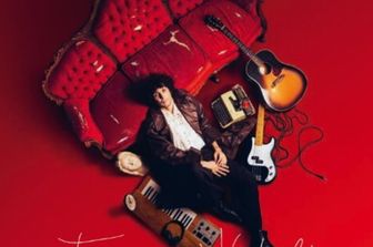 La copertina del nuovo album di Ermal Meta  - "Funzioni Vitali"