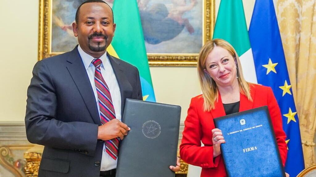 Giorgia Meloni à Addis Abeba présente les résultats de son Plan Mattei pour l'Afrique