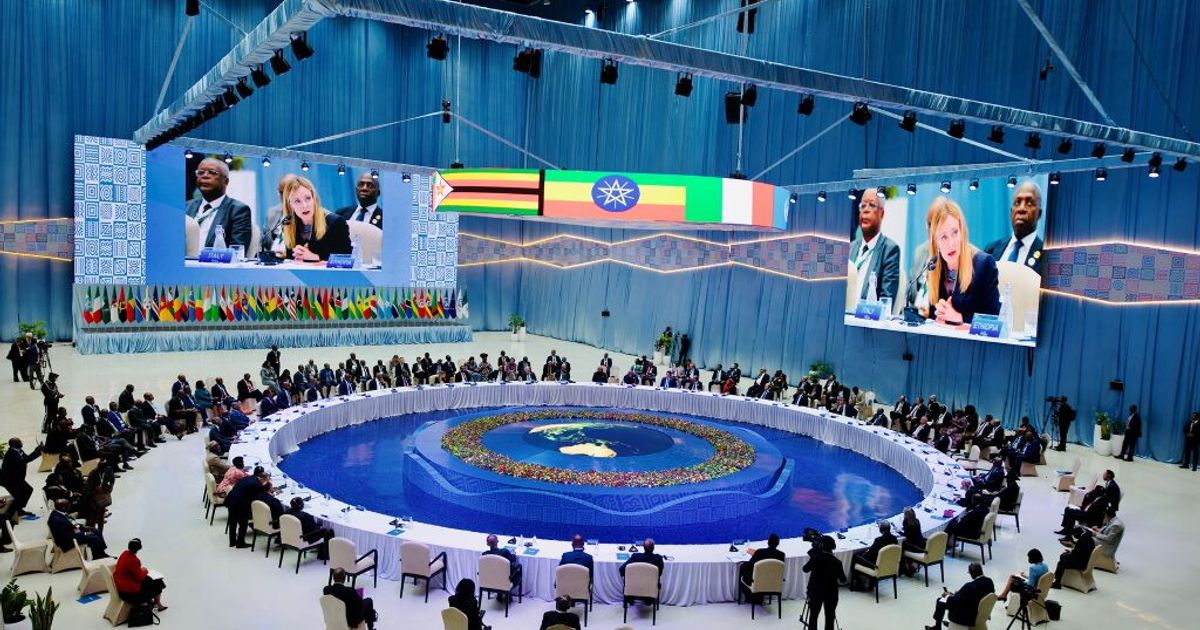 Meloni ad Addis Abeba: "Con il Piano Mattei stiamo rivoluzionando il modo di agire nel continente"