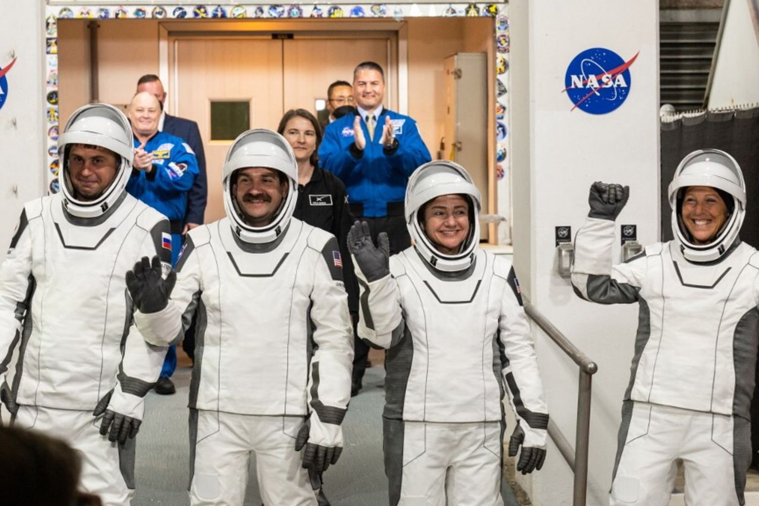 Equipaggio della Crew 12