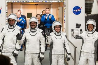 Equipaggio della Crew 12