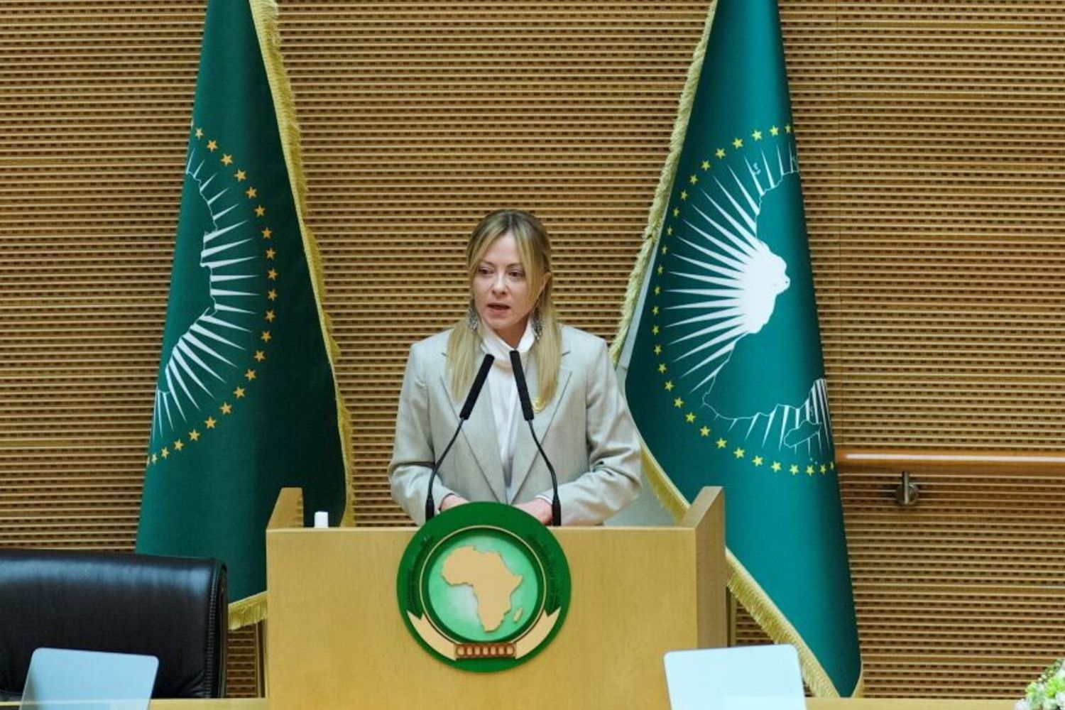 Meloni à Addis-Abeba relance le Plan Mattei et renforce l'axe Italie-Afrique