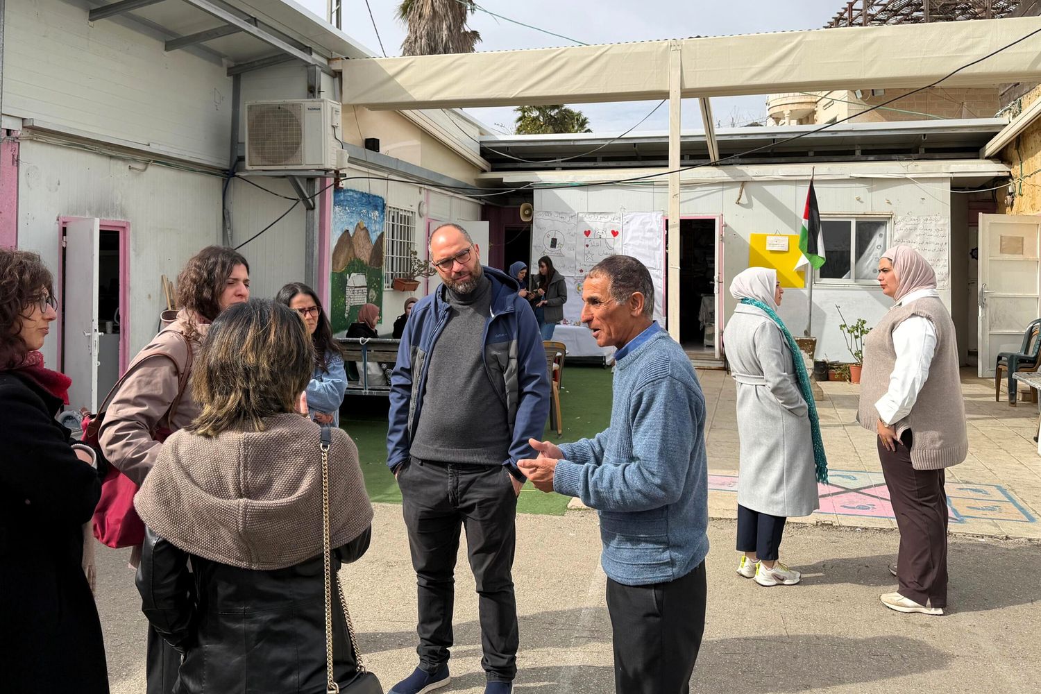 La Coopération italienne visite des écoles à Jérusalem pour observer les progrès du projet d’inclusion