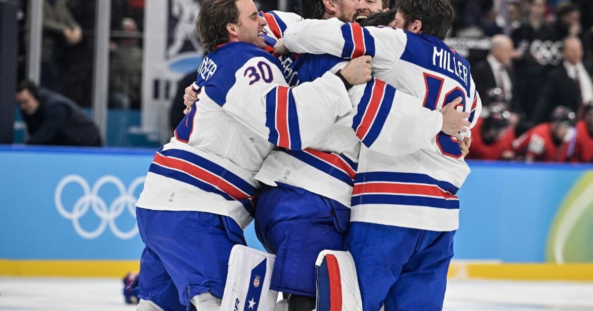 Usa nella storia: oro olimpico nell’hockey. Battuto il Canada