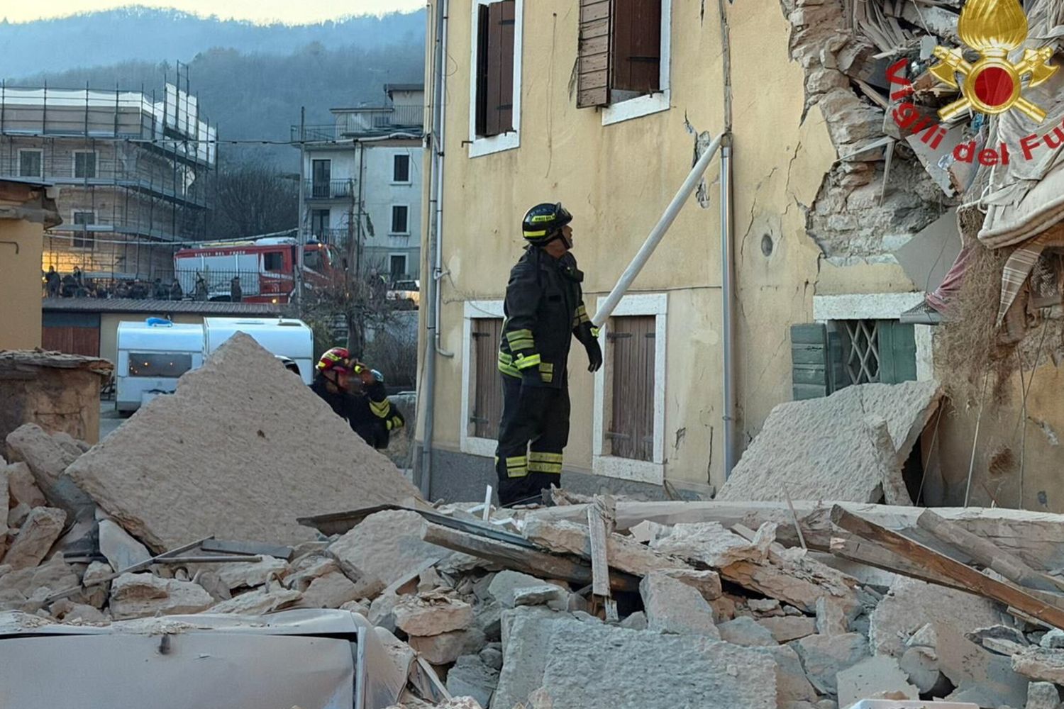 Esplode palazzina nel Veronese, a Negrar