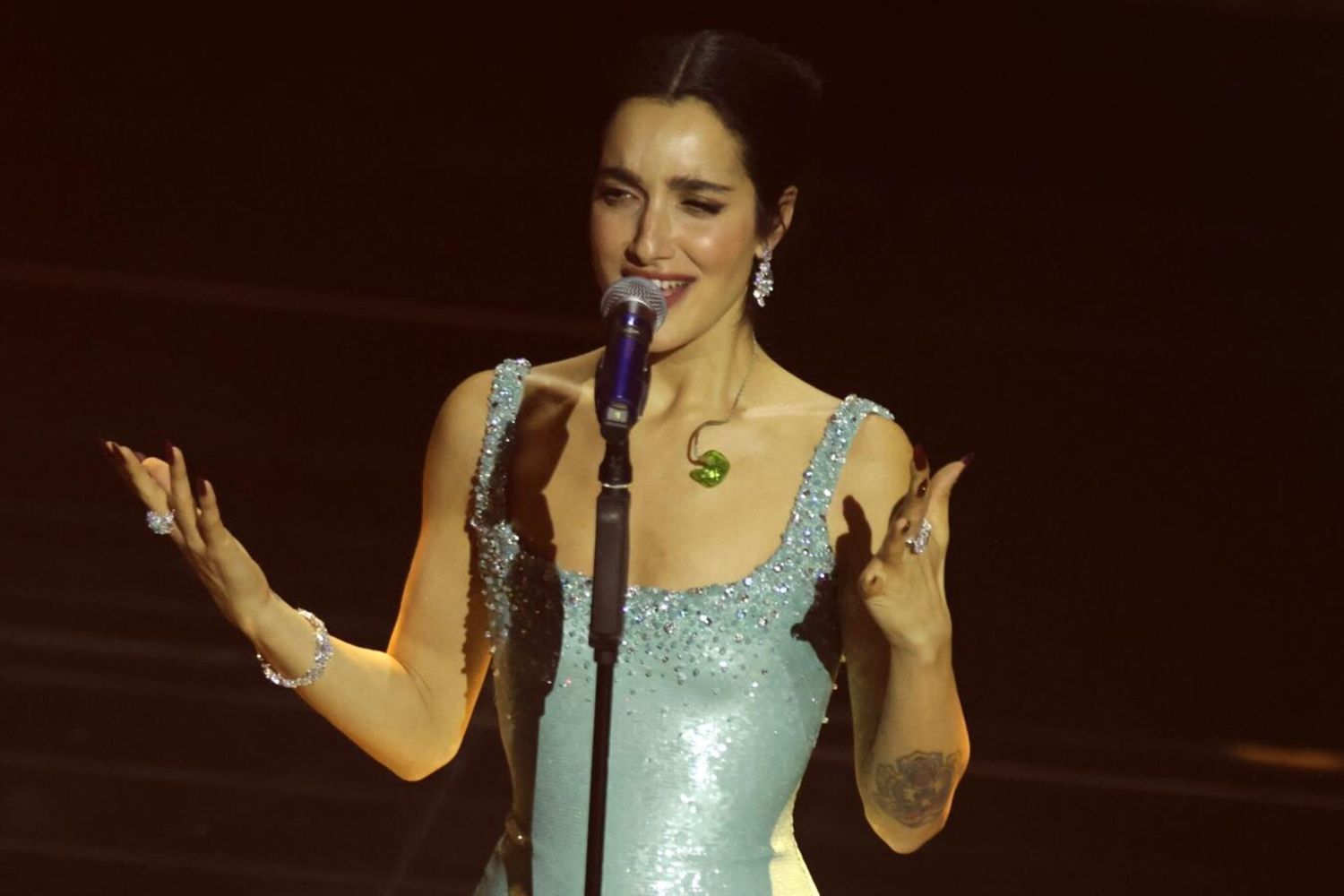 Sanremo 2026, i look della seconda serata: i promossi e i bocciati