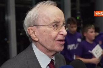 Dan Peterson festeggia 90 anni a Milano: "Ringrazio la Regione per questo riconoscimento"