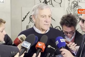 Attacco Iran, Tajani: "Non sarà una guerra lampo, lavoriamo per dialogo"