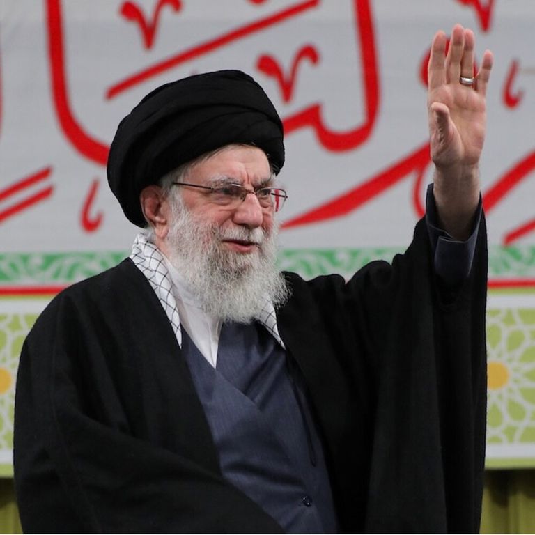 È morto Khamenei