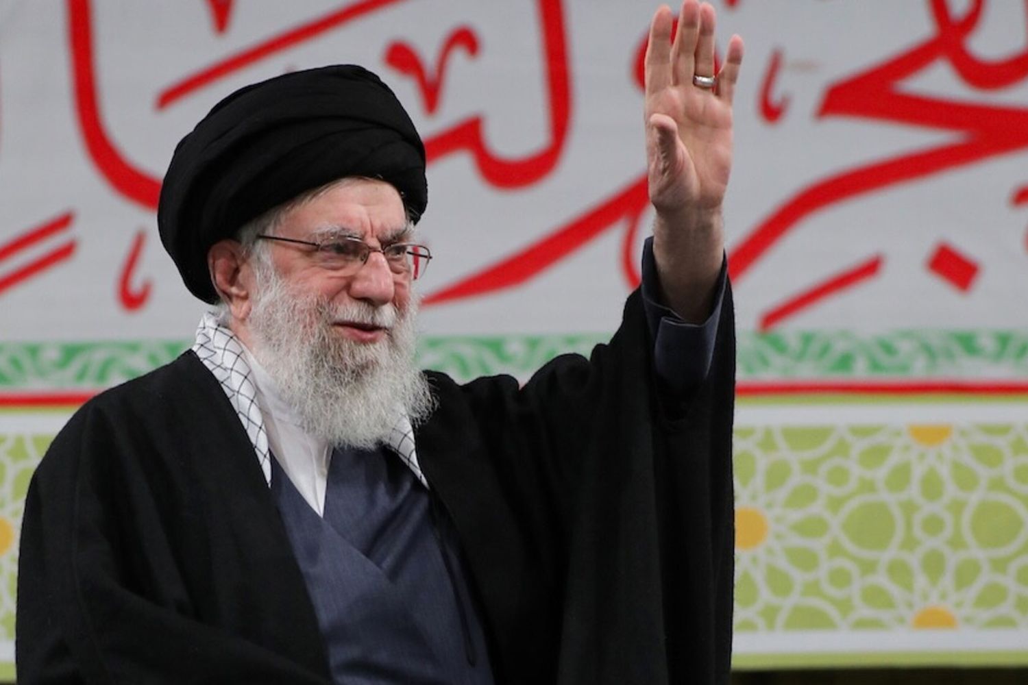 È morto Khamenei