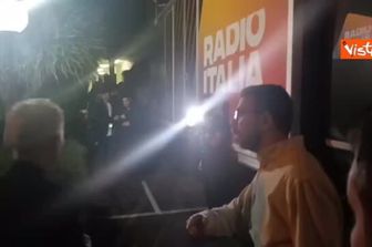 Ditonellapiaga, terza classificata, va via dall’Ariston e non si ferma con i cronisti: Sono stanca