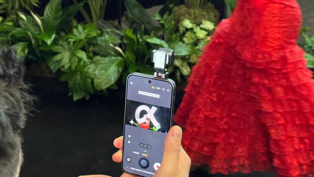 Il Robot-Phone di Honor