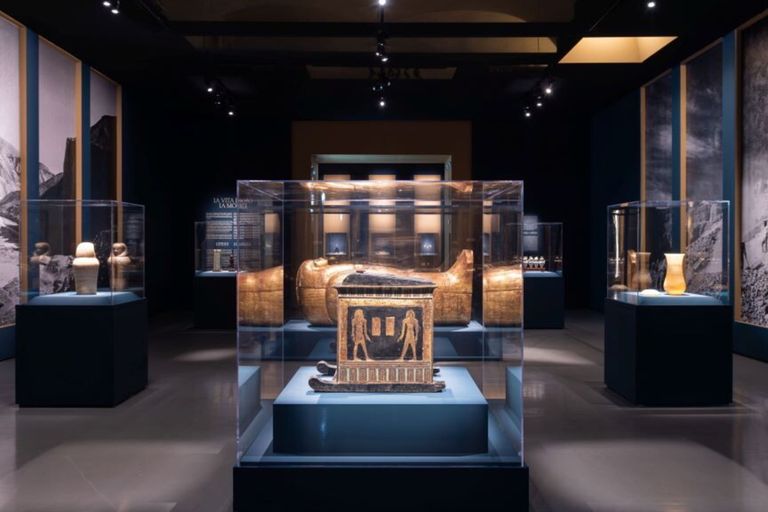 La mostra "I Tesori dei Faraoni" alle scuderie del Quirinale