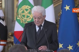 Mattarella: Nuova guerra sanguinaria e due visioni del mondo. Non rassegniamoci all'indifferenza