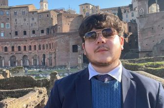 Il 16enne di Olbia Salvatore Caligaris fondatore di Hubletteratura.it