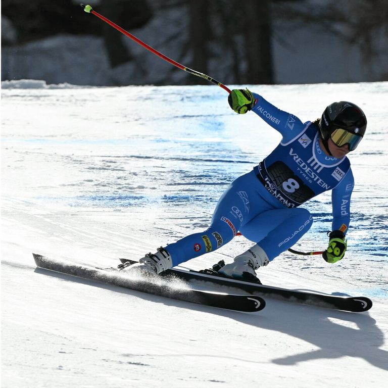 Laura Pirovano vince la discesa libera in Val di Fassa