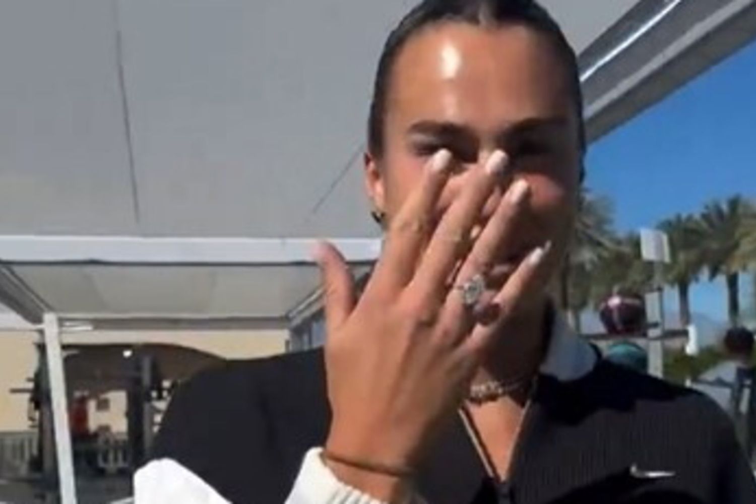 Aryna Sabalenka in versione 'Per sempre sì'